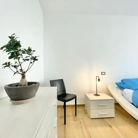 Apartamento Elegante Fronte Mare - Wifi - Ac Savona
