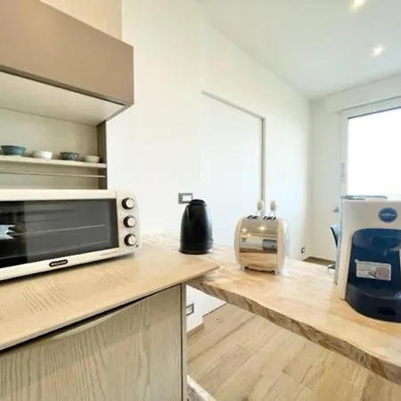 Elegante Fronte Mare - Wifi - Ac Apartamento